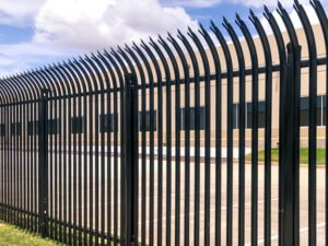 Read more about the article Do You Need A Commercial Fence To Safeguard Your Property In Buffalo?