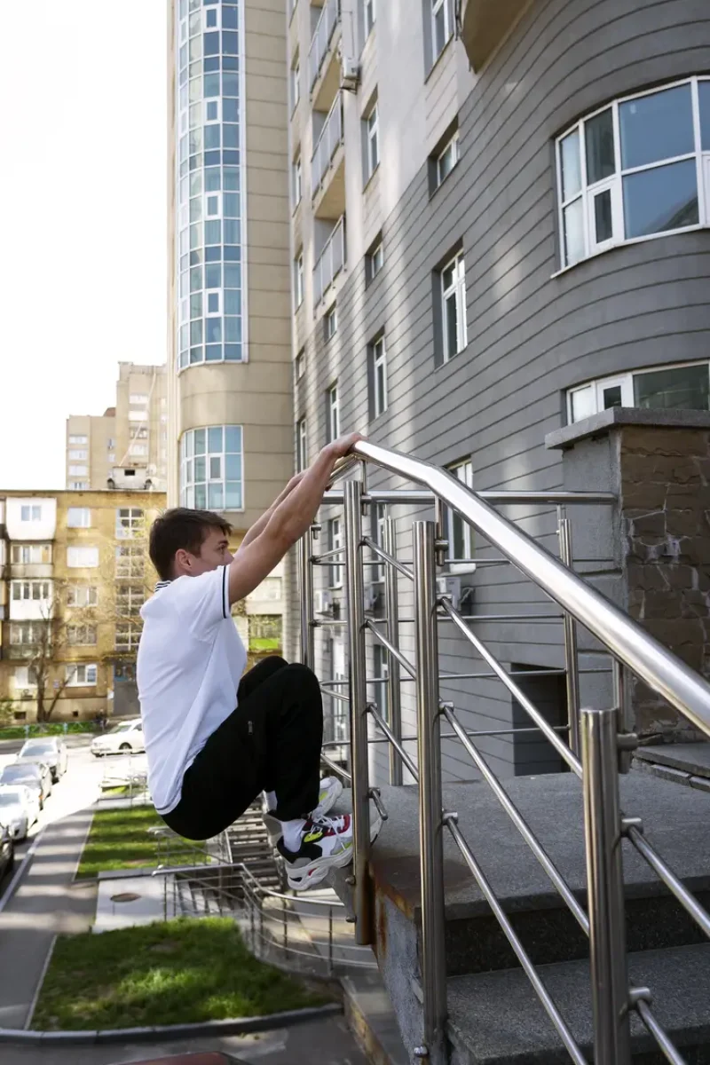 full-shot-fit-man-doing-parkour-ezgif.com-resize